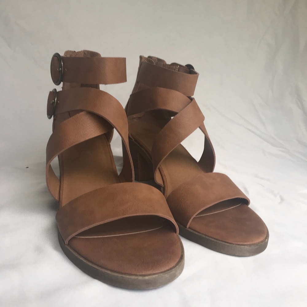 Size 11 Jellypop High Heel Sandals, Brown!!